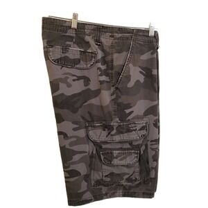 Machine Cargo Shorts Men's Size 36 Camouflage Pockets Gray Black Camo